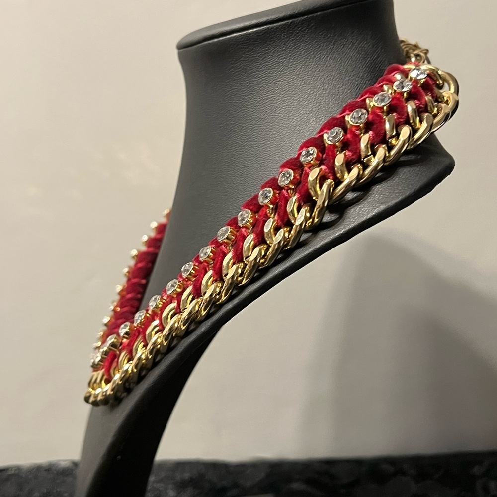 Elegant Red Gold Rhinestone Statement Chain Necklace - Picture 2 of 9